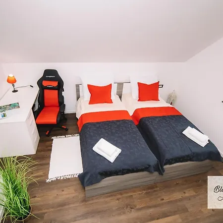 Prestigious And Stylish - Two Bedroom With Balcony Блед