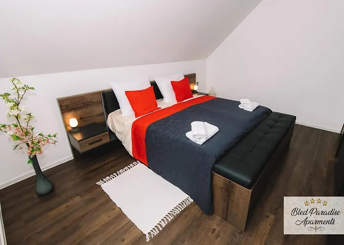 Apartment Prestigious And Stylish - Two Bedroom With Balcony Bled